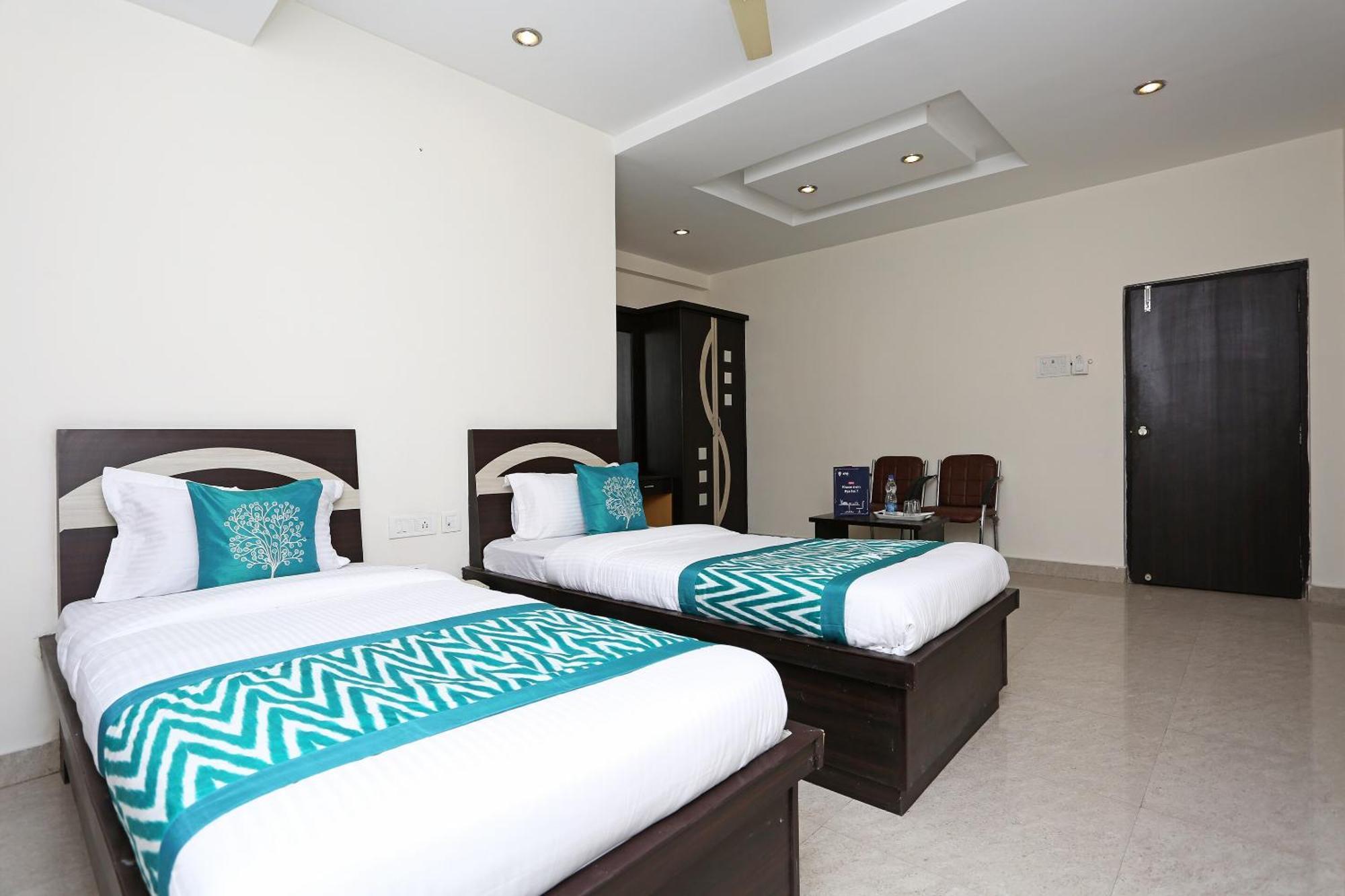 Hotel O Ds Grand Inn Lingampalli エクステリア 写真